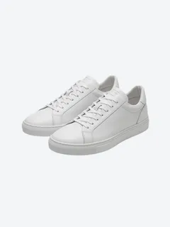 White Leather Sneakers — opens the live try-on