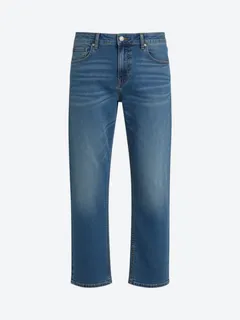 Straight-Fit Jeans — opens the live try-on